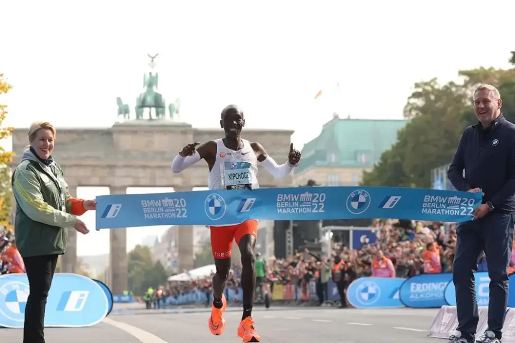 Kipchoge, Jornet y Sorokin los grandes protagonistas y hombres récords en running 2022 - Indómito
