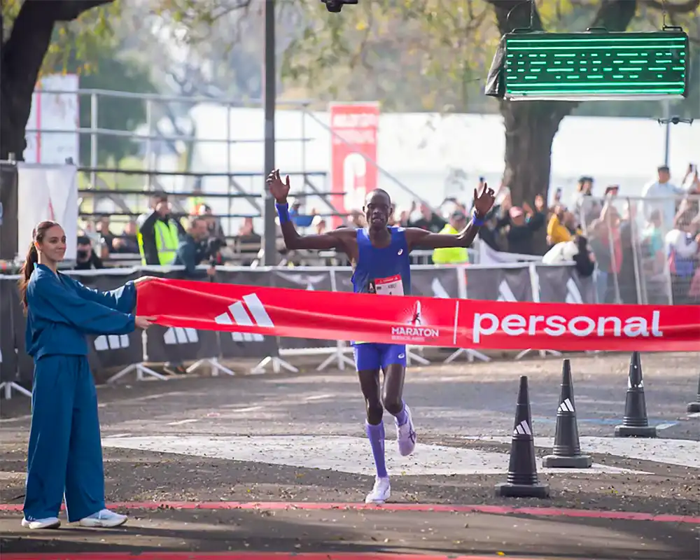 Maratón de Buenos Aires 2026 - Indómito